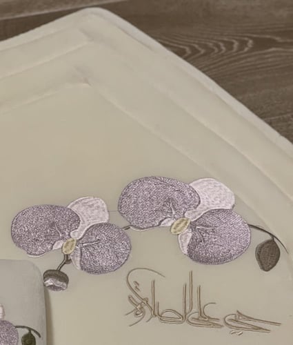 صمّمِ سجادتك بنفسك