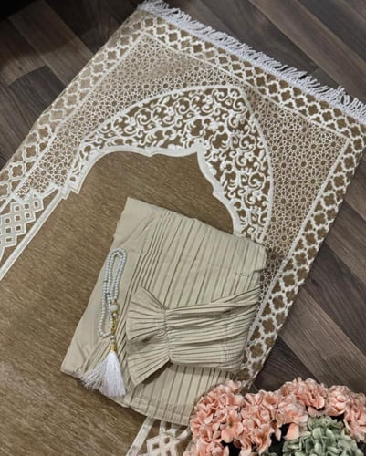 طقم نقاء - تركي