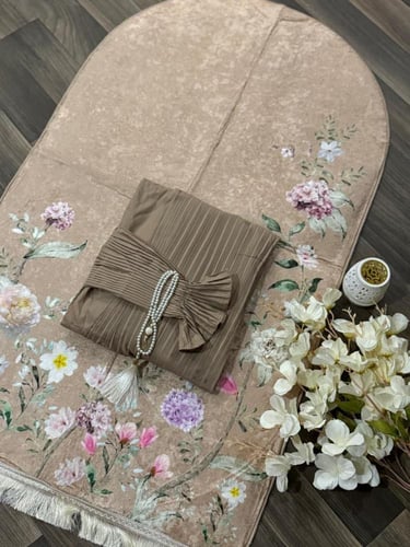 طقم تُقى - تركي