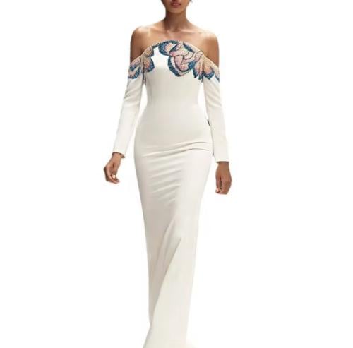 فستان ماكسي مكشوف الاكتاف