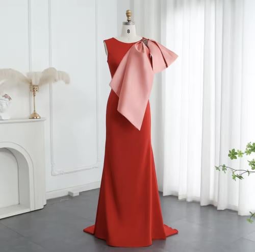 فستان بفيونكة