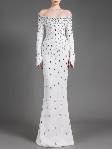 فستان مشكوك بالكامل