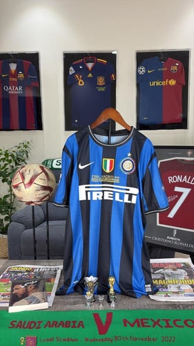 تيشرت انتر ميلان نسخة نهائي الأبطال 2009/2010