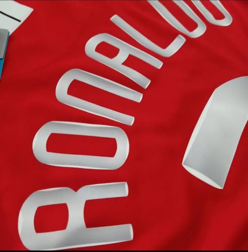 تيشرت مانشستر يونايتد نسخة نهائي الأبطال 2007/2008