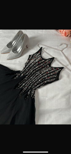 فستان اريام