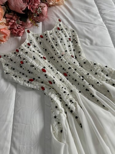 فستان اريام