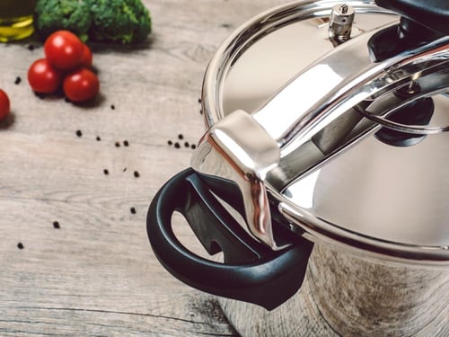 قدر ضقط أستالس ستيل صناعة برتغالي المقاسات 12L-10L...