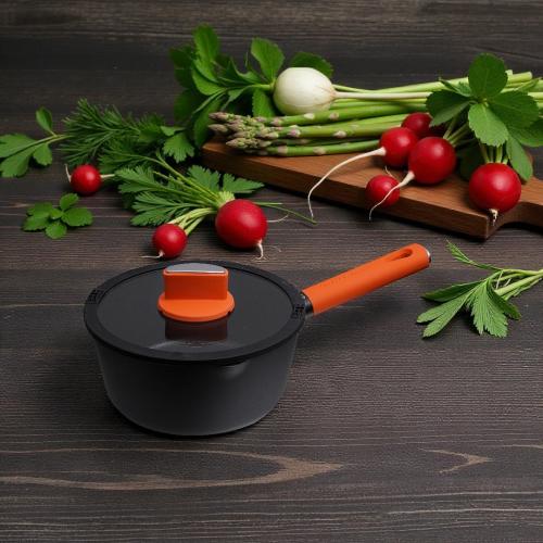 كسرولة Baker’s Secret بغطاء زجاجي ومقبض برتقالي أن...