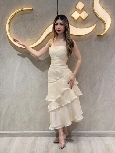 فستان زينا | كريمي ناعم طويل طبقات