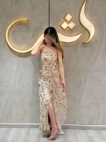 فستان نادا / أناقة البيج