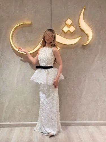 فستان بورجو / نعومة التول الأبيض