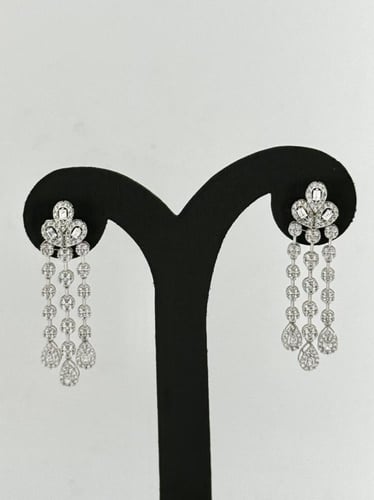 طقم ذهب أبيض راقي