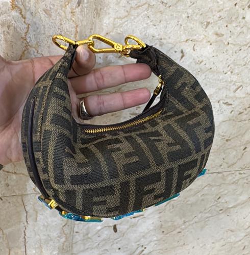 شنطه فندي Fendi