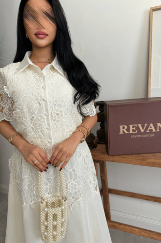 فستان عيد دانتيل أبيض ياقة كلاسيكية من ريڤــان
