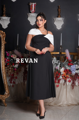 فستان سهرة فاخر بلمسة أنثوية كلاسيكية