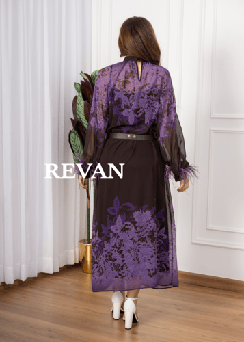 فستان أنيق بتصميم فاخر ولمسات جذابة