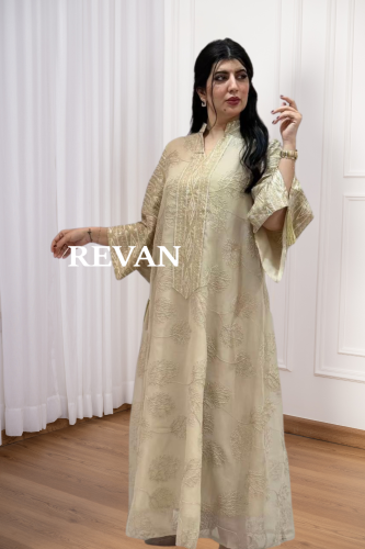 جلابية أنيقة بتطريز فاخر