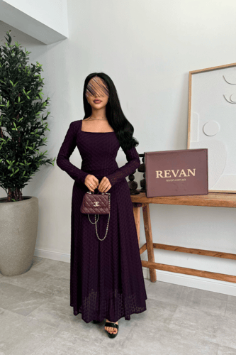 فستان عيد طويل بقصة أنثوية ناعمة فخامة كلاسيكية بل...