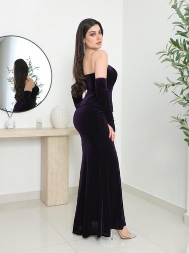 فستان سهرة مخمل بقصة مستقيمة مع أكمام منفصلة من ري...