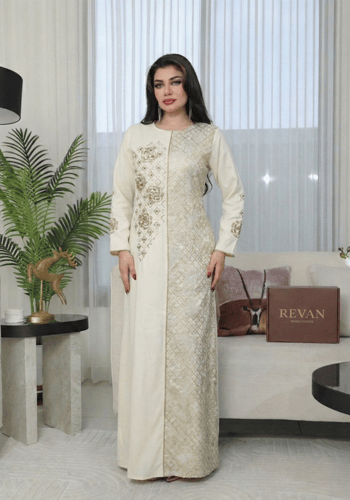 جلابية رمضانية مطرزة بتفاصيل راقية من ريڤــان