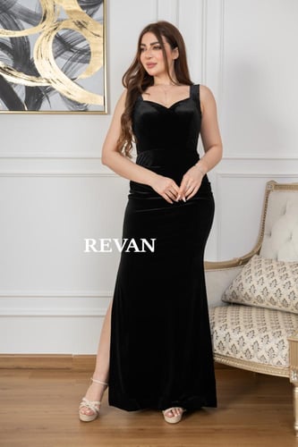 فستان مخمل طويل