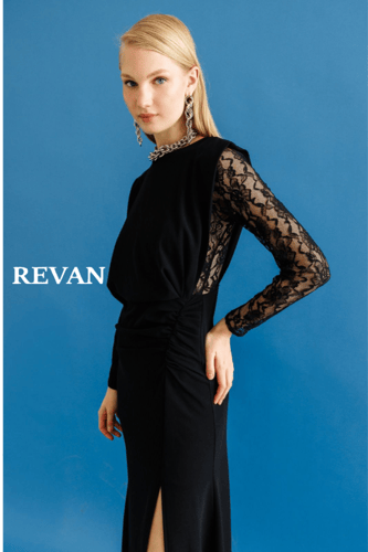 فستان فاخر من ريفان بكم دانتيل وفتحة جانبية طويلة