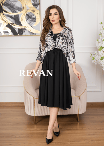 فستان بتصميم راقٍ لإطلالة أنيقة