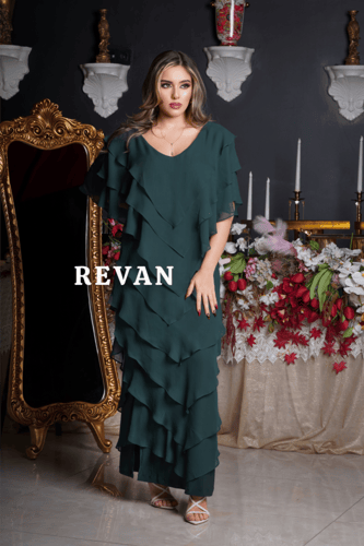 فستان سهرة بطبقات ناعمة