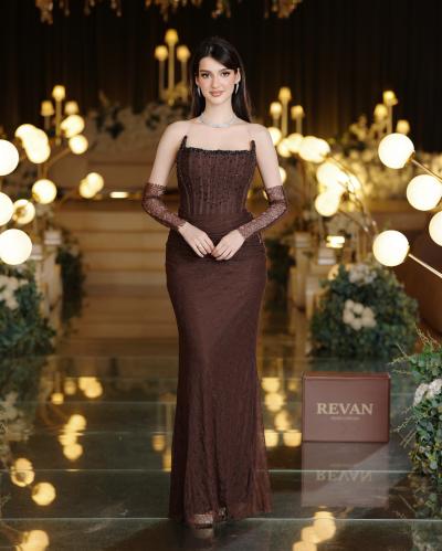 A luxurious embroidered evening gown with a corset design from Rivan