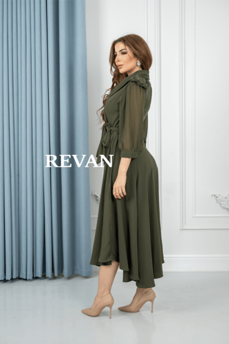 فستان أنيق بتصميم عصري