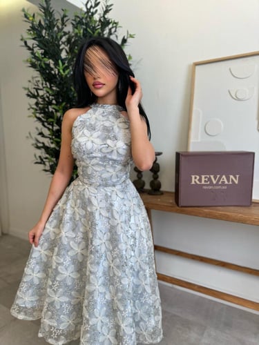 فستان عيد ميدي بتطريز ورد ثلاثي الأبعاد أناقة ساحر...