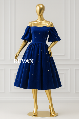 فستان مخمل مزين بالكرستال