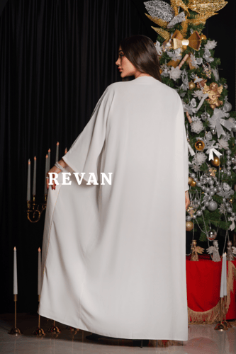 بشت كلاسيكي بلمسة عصرية جذابة