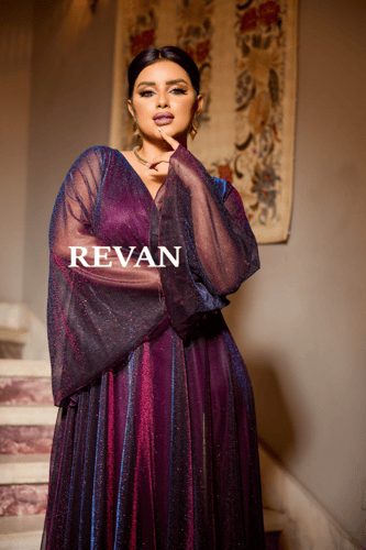 فستان سهرة بأكمام كيمونو شفافة