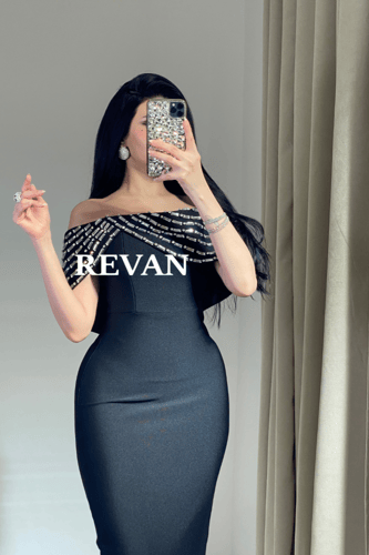 فستان أسود أوف شولدر