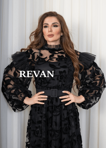 فستان فاخرة بتصميم مخملي