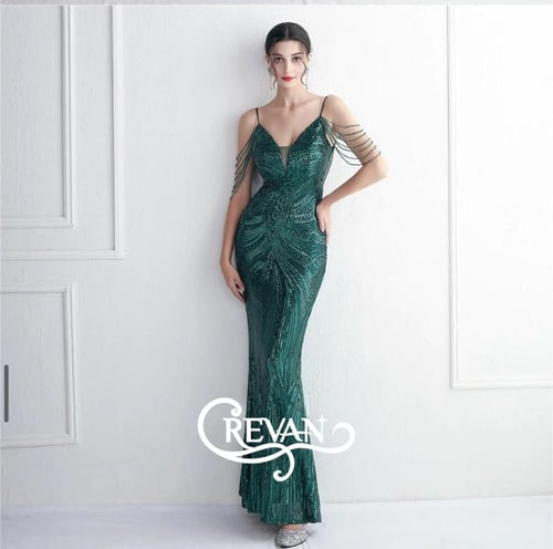 فستان سهرة لآلئ نجد