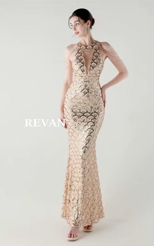 فستان سهرة فاخر من ريفان مع تطريز فخم وتصميم أنيق