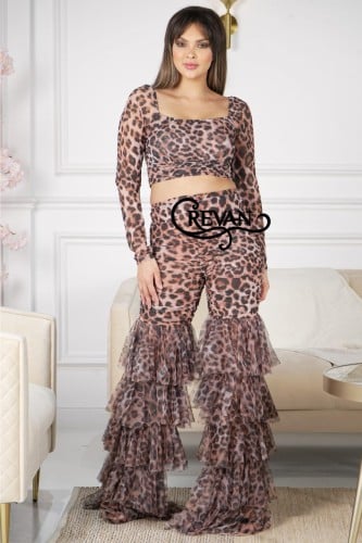 طقم نسائي قماش نمري بنطلون طبقات كشكش