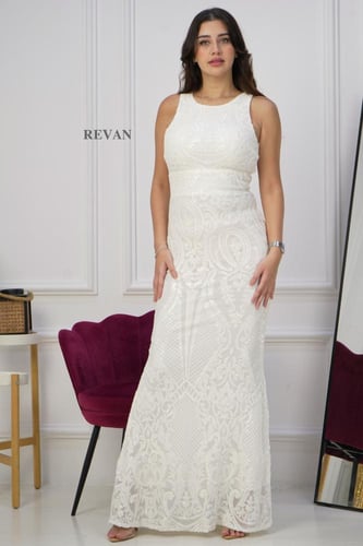 فستان لون بحري سهرة بتطريز ترتر ومزين بالخرز الفخم