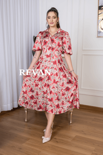 فستان تركي مطبع واسع بقصة ميدي ناعمة