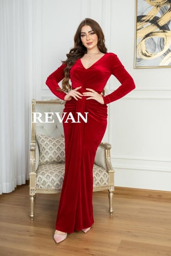 فستان مخمل طويل