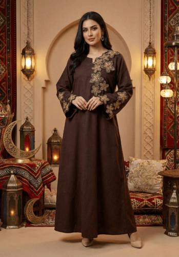 جلابية رمضانية بتطريز زهري أنيق من ريڤــان