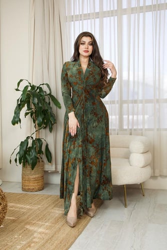 فستان عيد طويل بنقشة فنية دافئة من ريڤــان