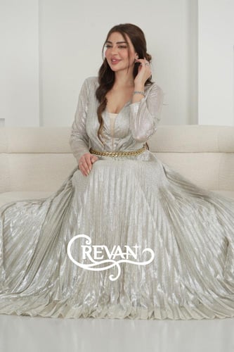 فستان فضي طلس سلسال ذهبي