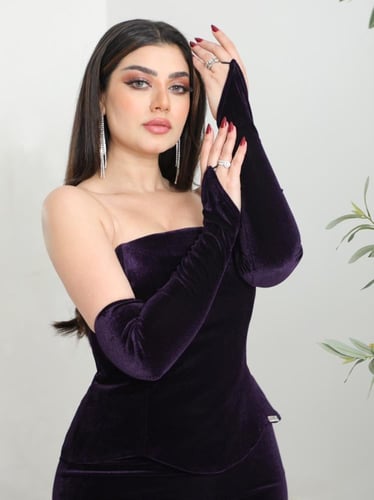 فستان سهرة مخمل بقصة مستقيمة مع أكمام منفصلة من ري...