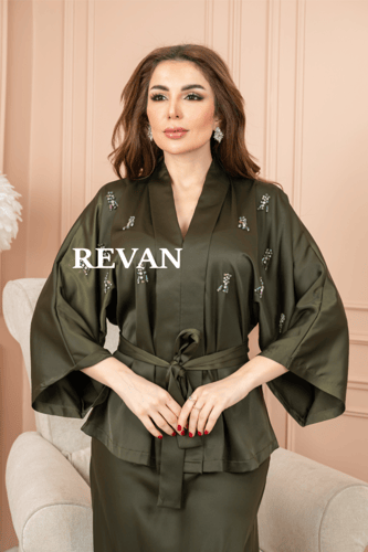 طقم ماكسي ساتان بتصميم فاخر