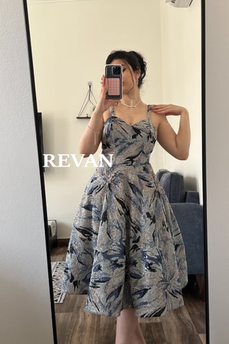 فستان سهرة ميد بقماش الترتر