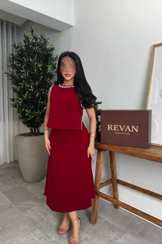 فستان عيد قطعتين ميدي بتصميم طبقات وتفاصيل كريستال...