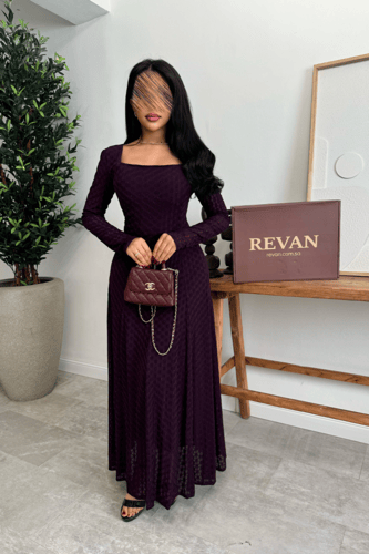 فستان عيد طويل بقصة أنثوية ناعمة فخامة كلاسيكية بل...